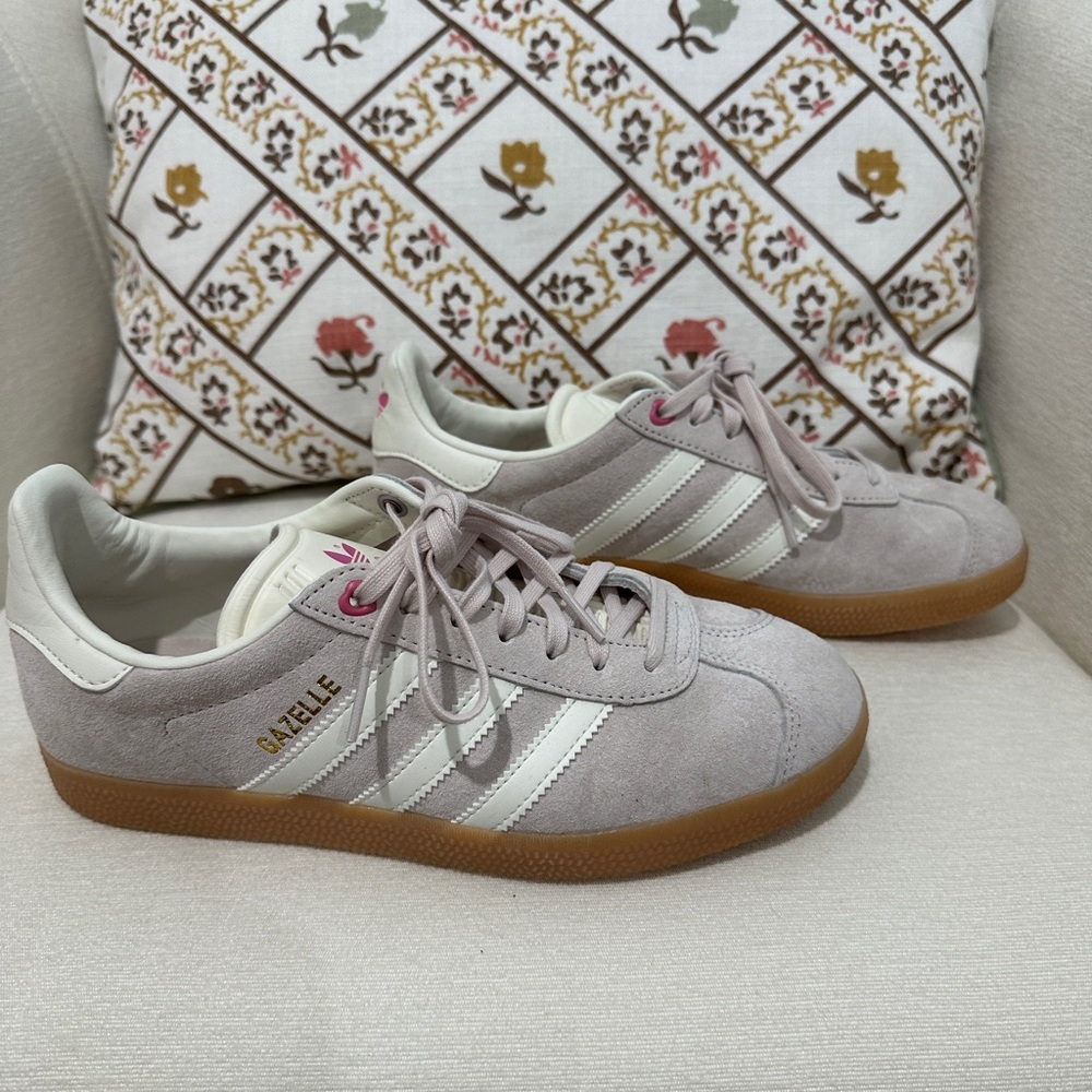 Pink adidas gazelle. Size 37. Limited edition